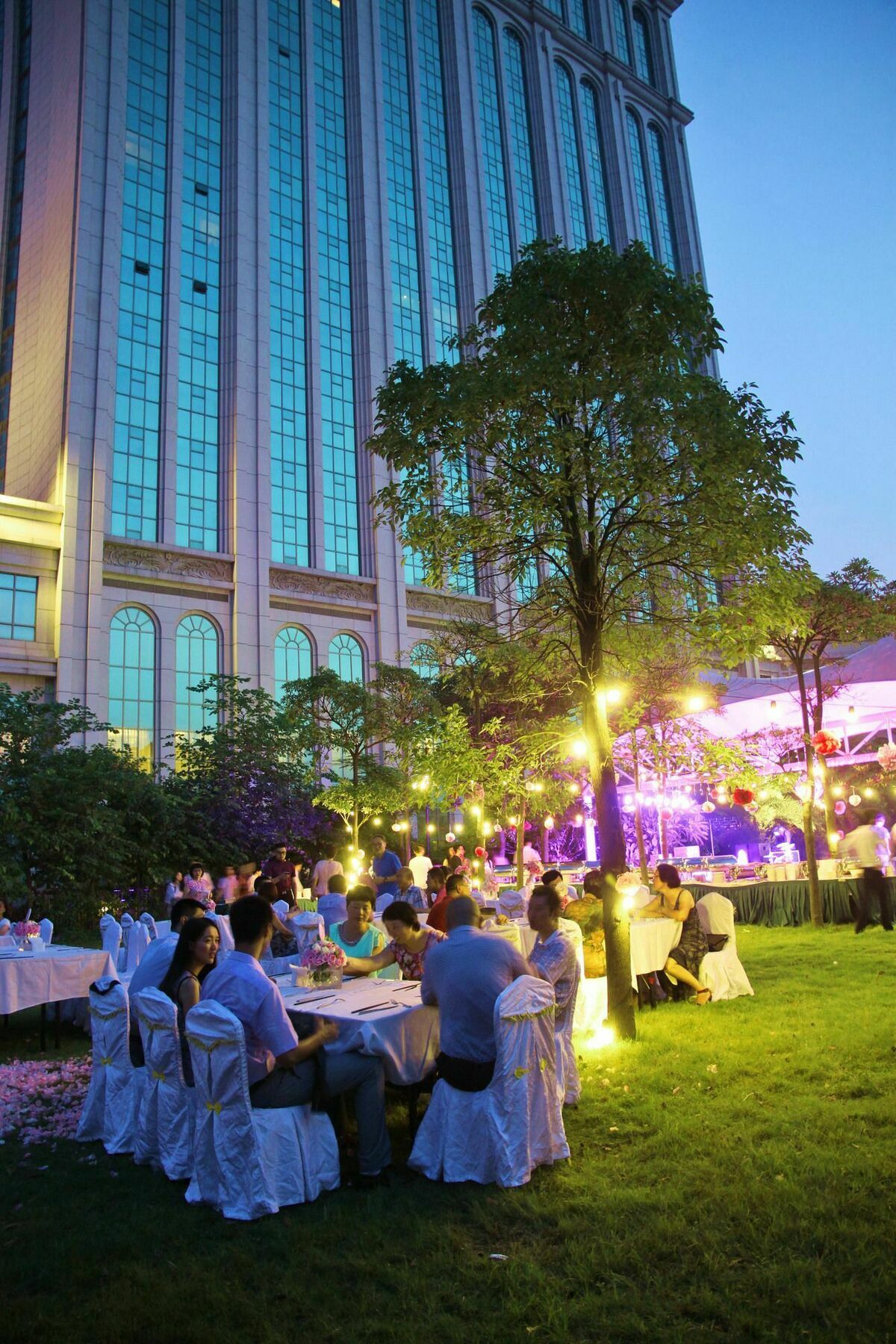 Gladden Hotel Jiangmen Exterior photo