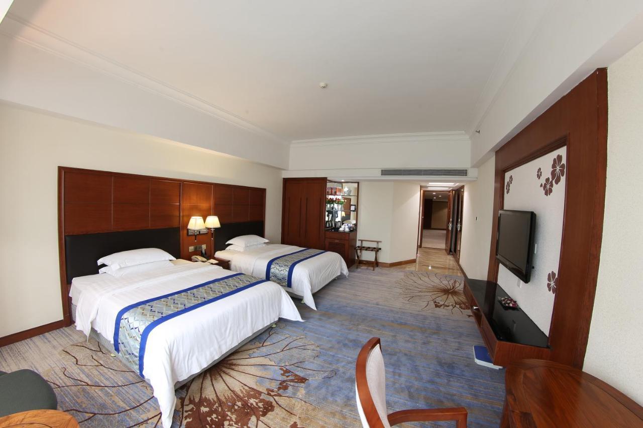 Gladden Hotel Jiangmen Exterior photo